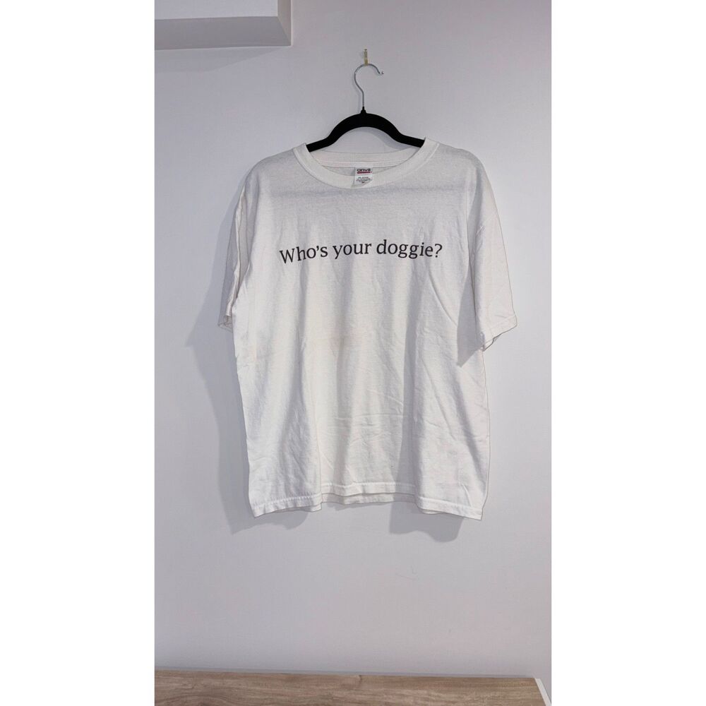 Planet Dog “Who’s Your Doggie?” White Graphic T-Shirt Size XL